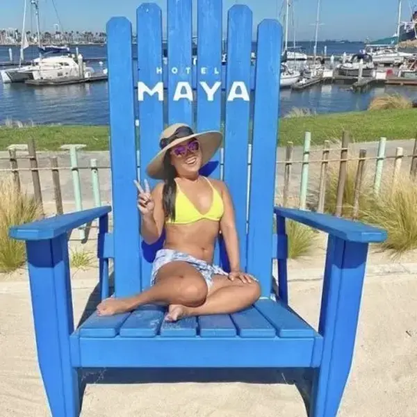 XXL Bright color -Stained Oversized Wooden Chair – 72″ with Customizable Colors & Logo