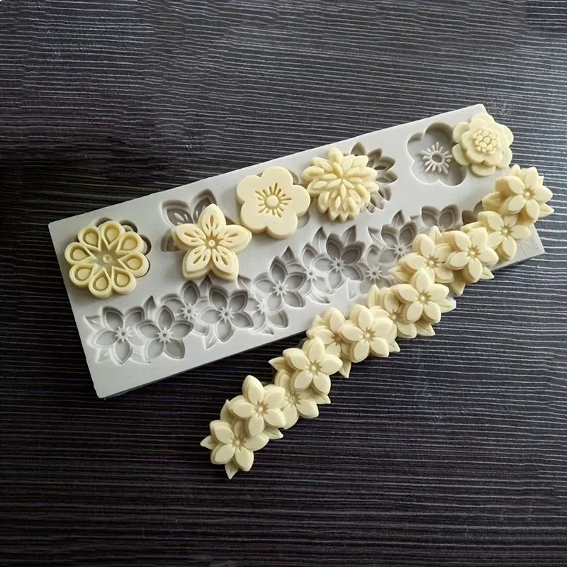 Flower Shaped Fondant Silicone Mold, Multi-petal Flower Bushes Fondant Silicone Molds, Candle Resin Mould, DIY Candle & Soap Making Tool, Handmade Crafts, Soap Making Supplies