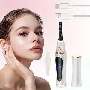 Quickly heat the eyelash curler, electric eyelash curling tool, perfect curled and lifted eyelashes curler, quickly curl and achieve long-lasting shape, ultra-portable makeup tool. USB charging, super long battery life. Must-have for ladies and young girl