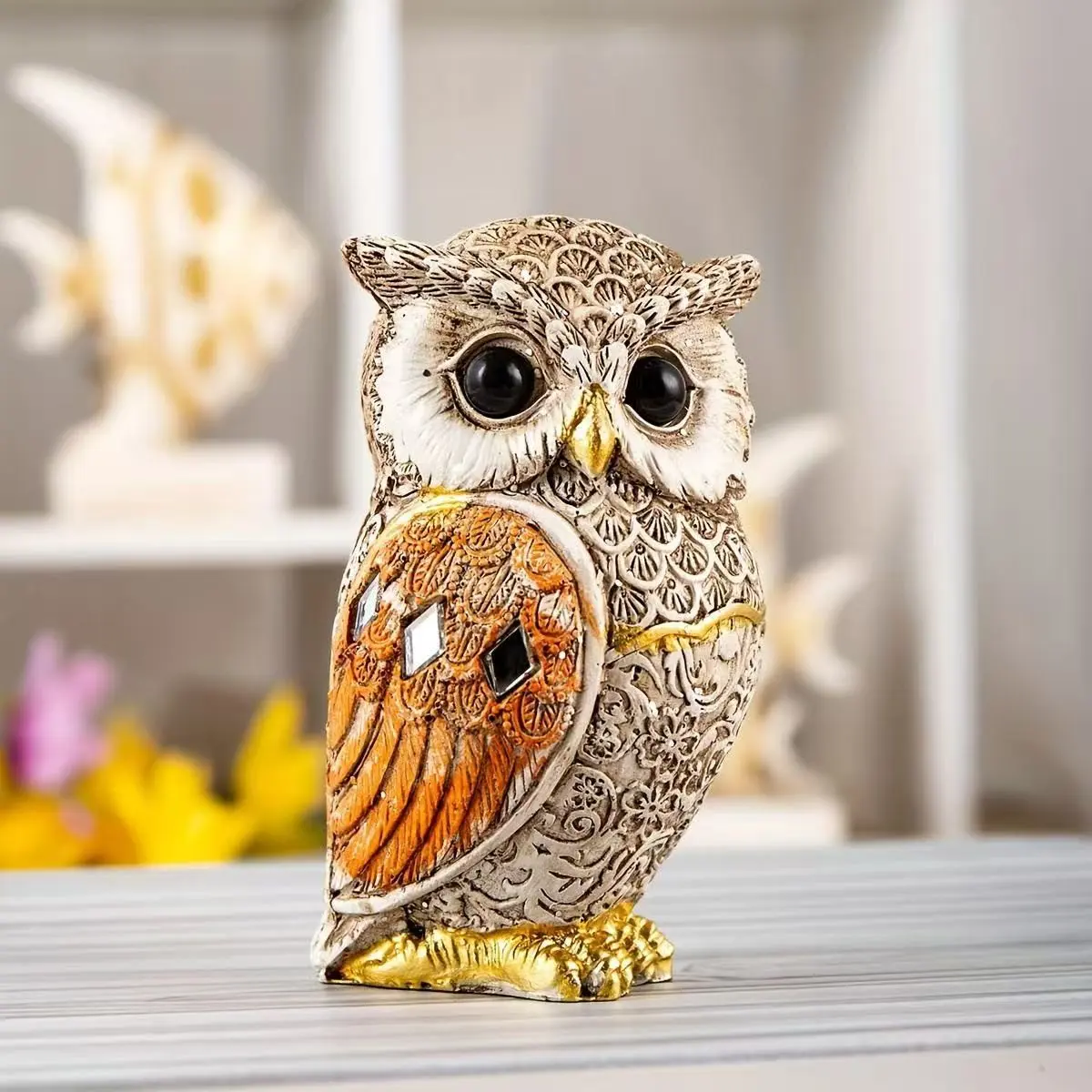 Owl Resin Statue Decorative Figurine with Diamond, Indoor Outdoor Home Decor Piece, Living Room Entryway Desktop Ornament, No Power Required, Resin Animal Sculptures
