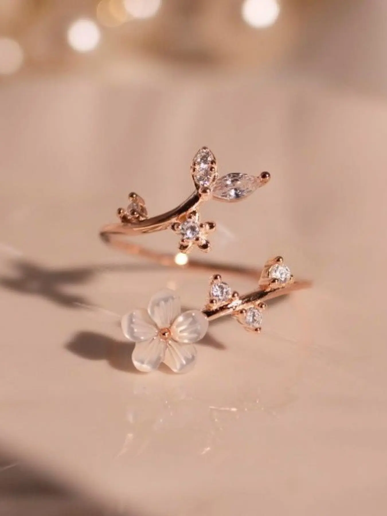 Elegant Sakura Zirconia Open Ring, Adjustable Ring, Simple Design, Versatile Women's Daily Commute Jewelry, Fashionable and Stylish Accessory, Adjustable Trendy Rings, Elegant Casual Ring