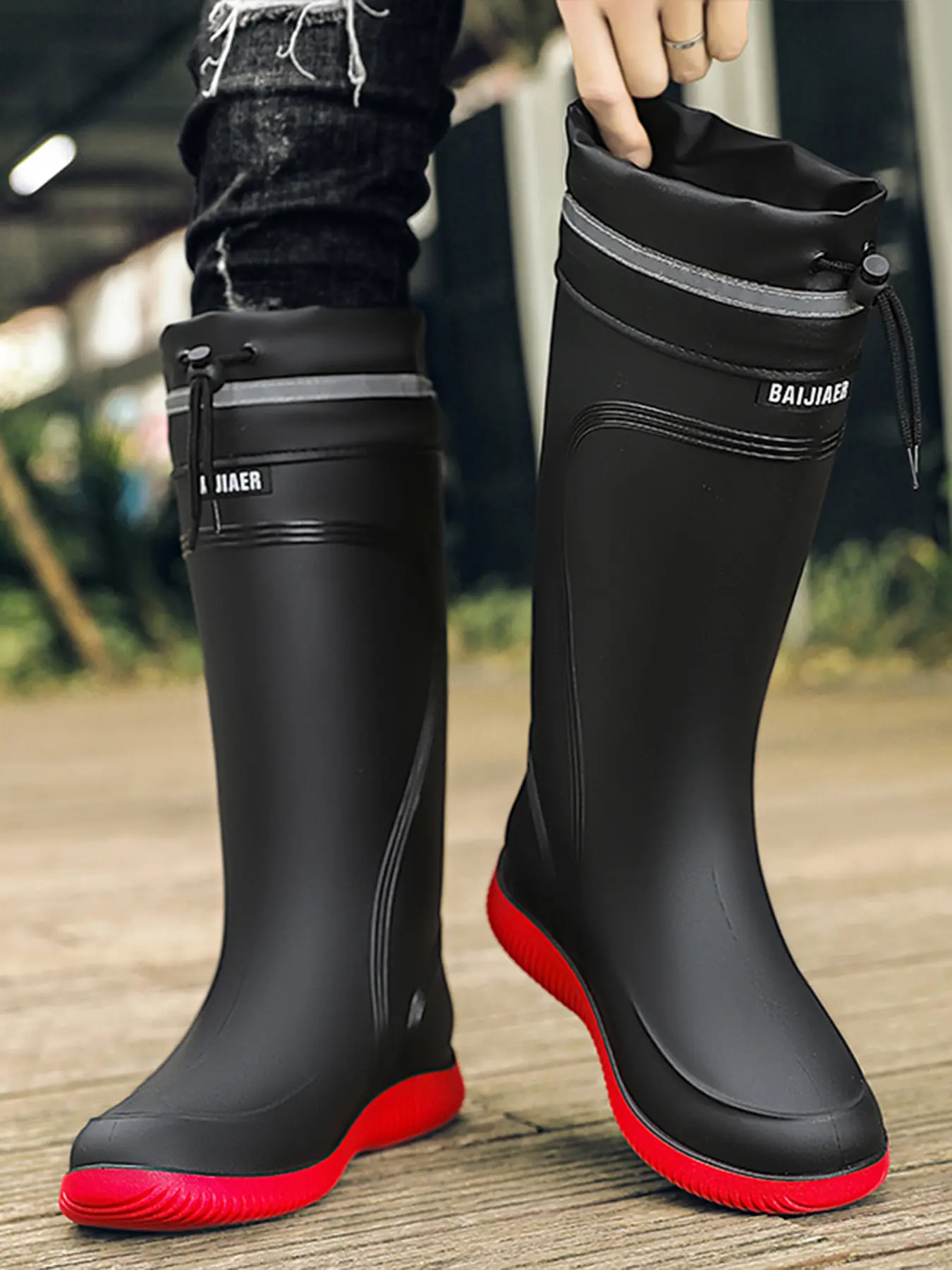 New Spring Men's High-top Non-slip Rain Boots, Weatherproof Footwear, Lightweight, Waterproof, Comfortable, and Durable. Ideal for Outdoor Fishing and Work, Sizes 39-45, Suitable for All Seasons, Rainy Days, and Everyday Casual Wear.
