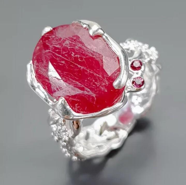 Sterling Silver Ruby Ring with Red Gemstone and Decorative Elements