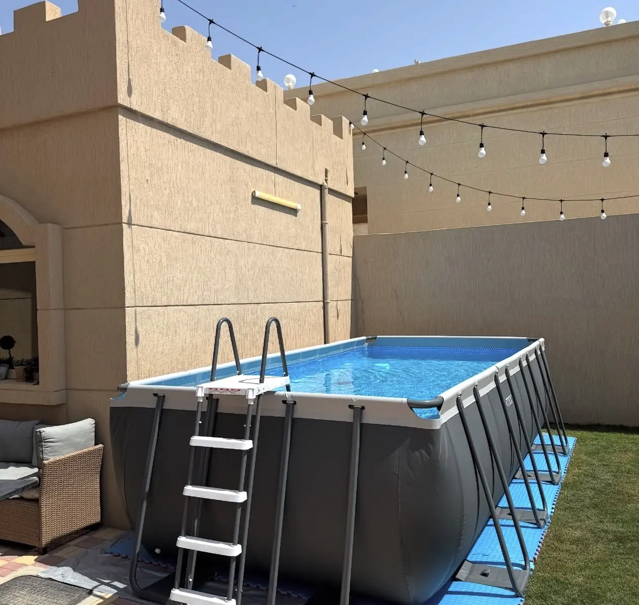 Rectangular INTEX Ultra XTR Frame Above Ground frame pool (Complete pool set)