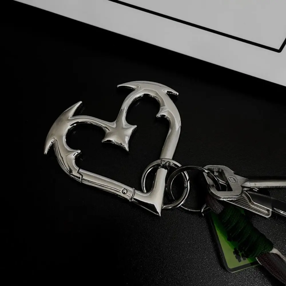 Gothic Zinc Alloy Heavy-Duty Keychain - Heartbreaker Bold Design Heart Carabiner with Secure Clip, Chain-Attached Charm Keychain & Bag Charm for Car Keys, Bold Statement Accessory, Bag Charms, Keychain For Car Keys