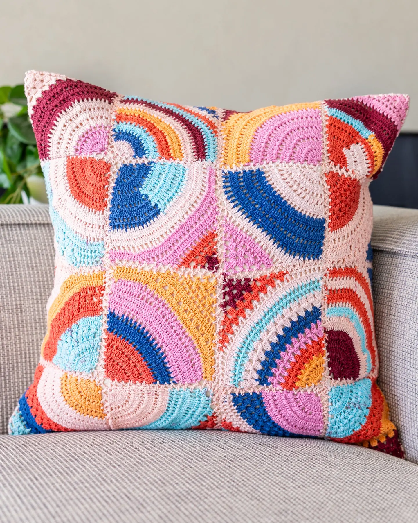 Vera Organic Cotton Abstract Crochet Throw Pillow