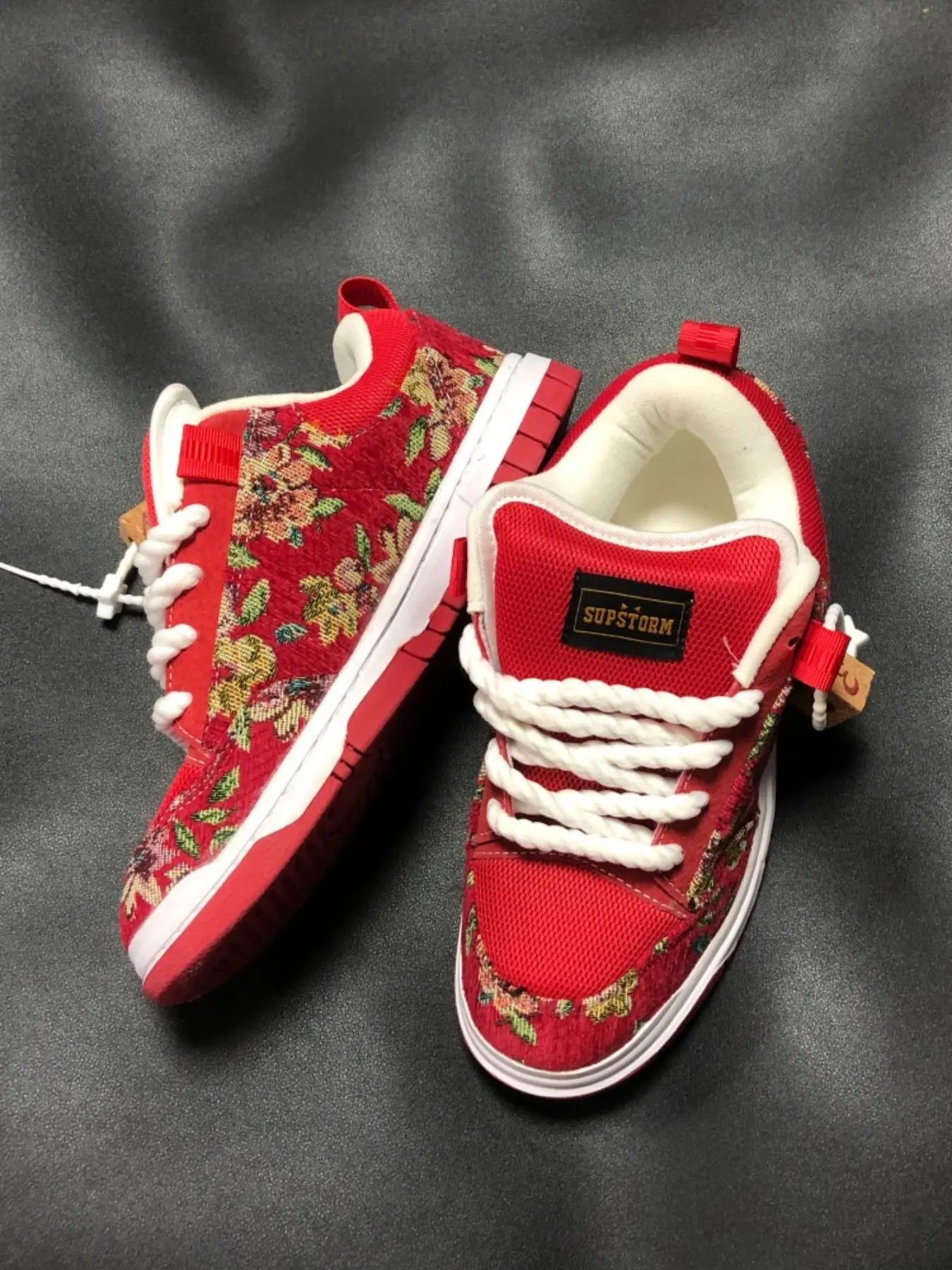 Men's Fire Low Top Sneakers, Trainer, Breathable Canvas Casual Shoes, All Season Rubber Sole, Fashion Boardwalk Style, Large Size Available
