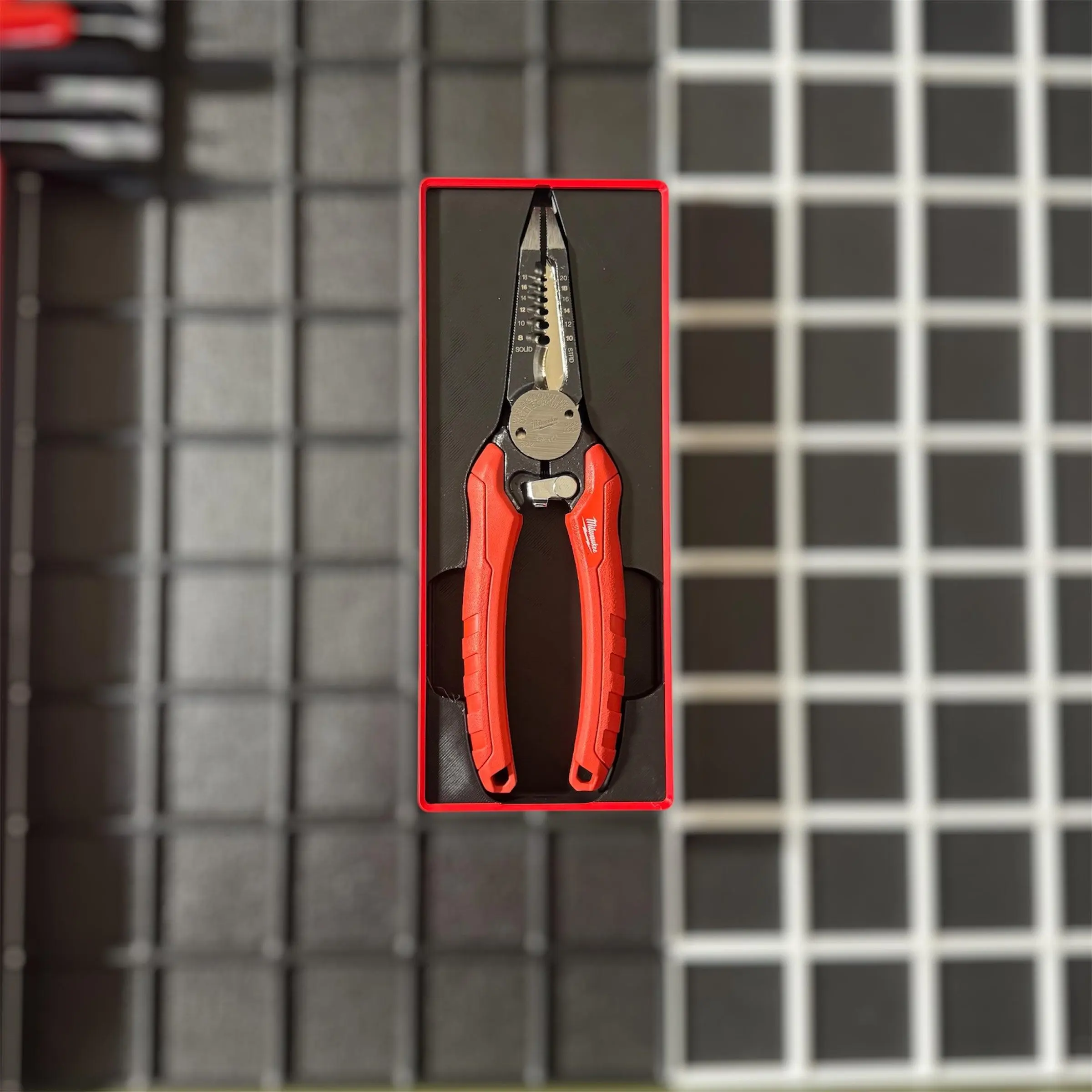 Tool Box Organizer for Milwaukee 6-in-1 Combination Pliers | Gridfinity Modular Bin
