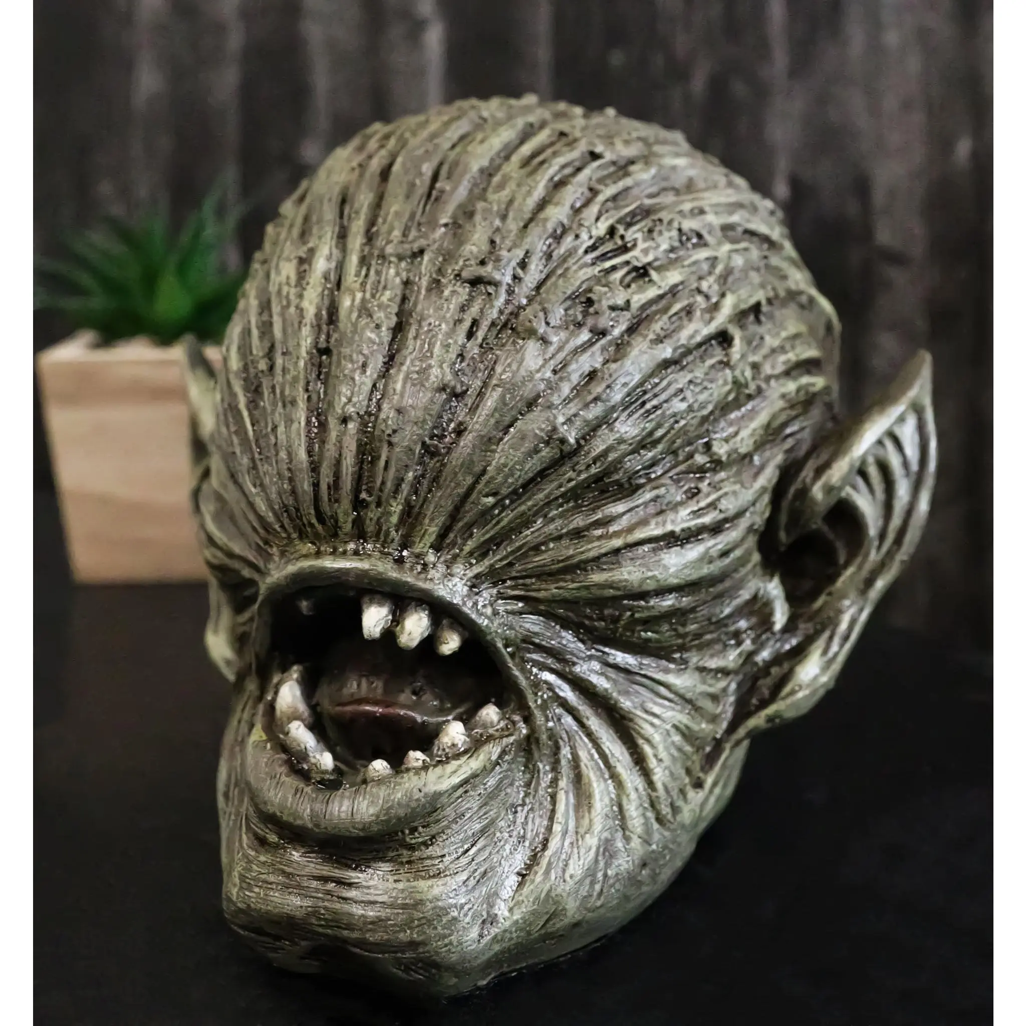 Ghastly Faceless Alien Zombie Skull Figurine 6.25"Long Horrific Blind Predator