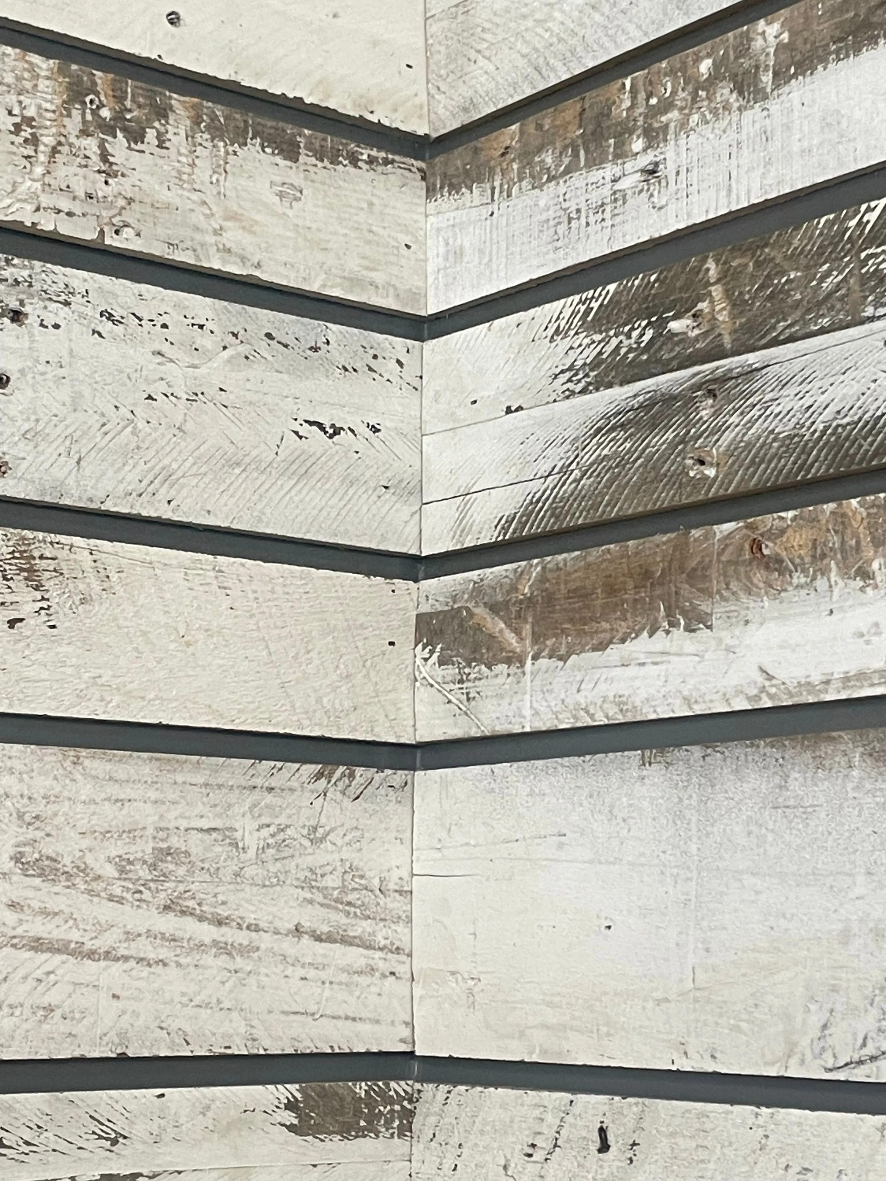 Premium Reclaimed Whitewashed Wall Planks Bundle (10.2 sq. ft.)