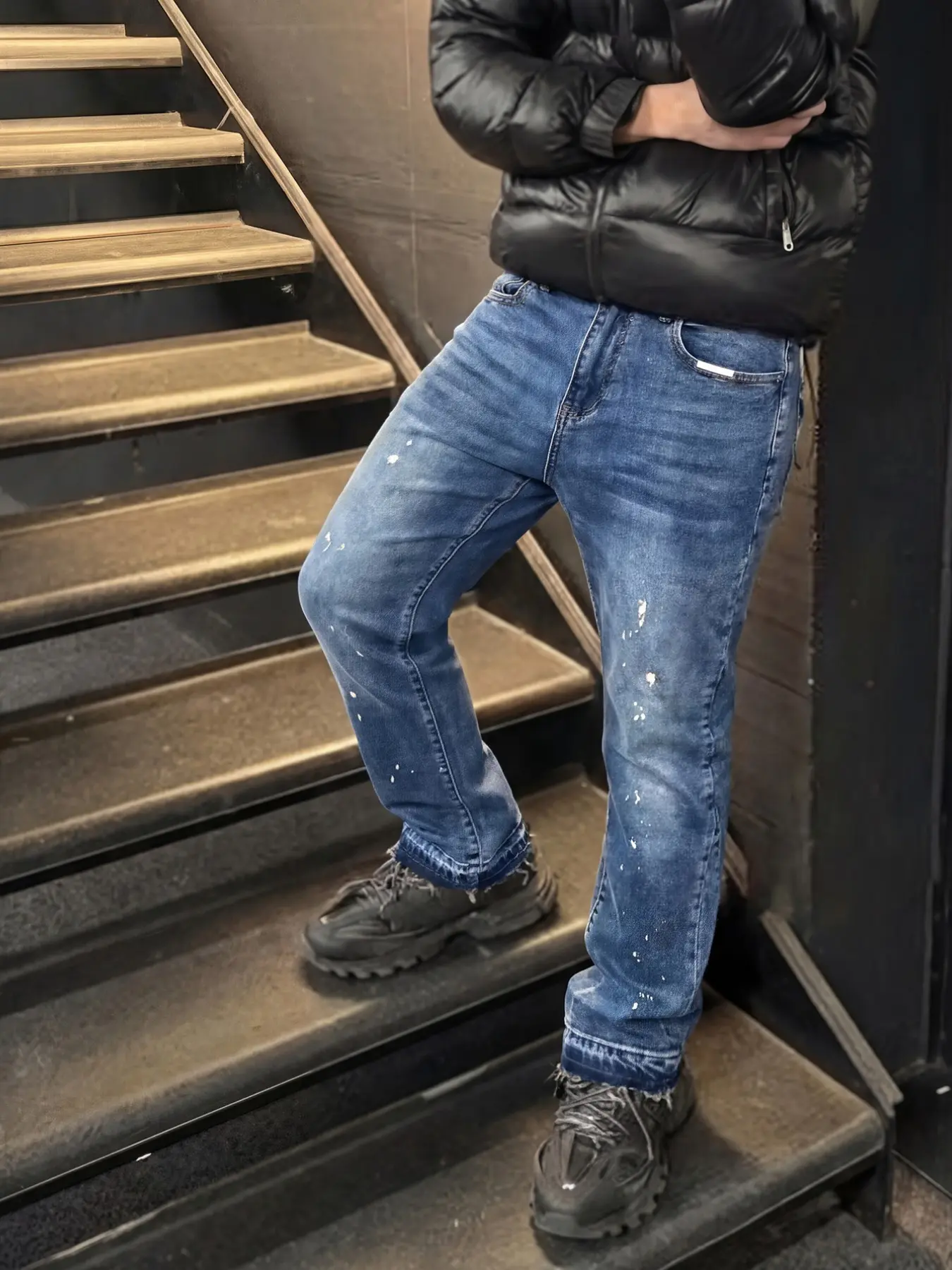 Men's High-End Casual Loose-Fitting Jeans, All Seasons Button Fly Zipper Flare Pants, Plain Water Washed Denim Bottoms, Distressed Flare Jeans, Flared Denim Jeans
