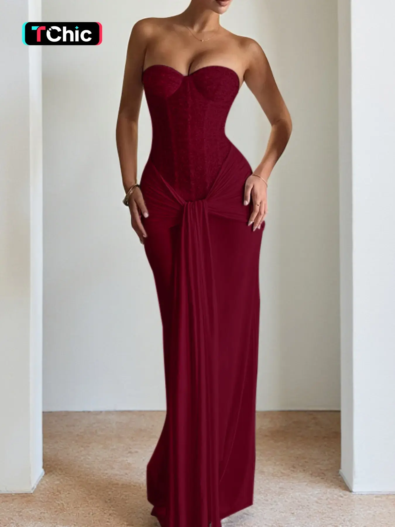 Elegant Strapless Bodice Dress, Womenswear, Plain Slim-Fitting Design, All-Season Wear, Perfect for Formal Occasions, Evening Prom Gown, Chic and Sophisticated Style, Elegance, Dresses For Party, Elegant Fashion Dress