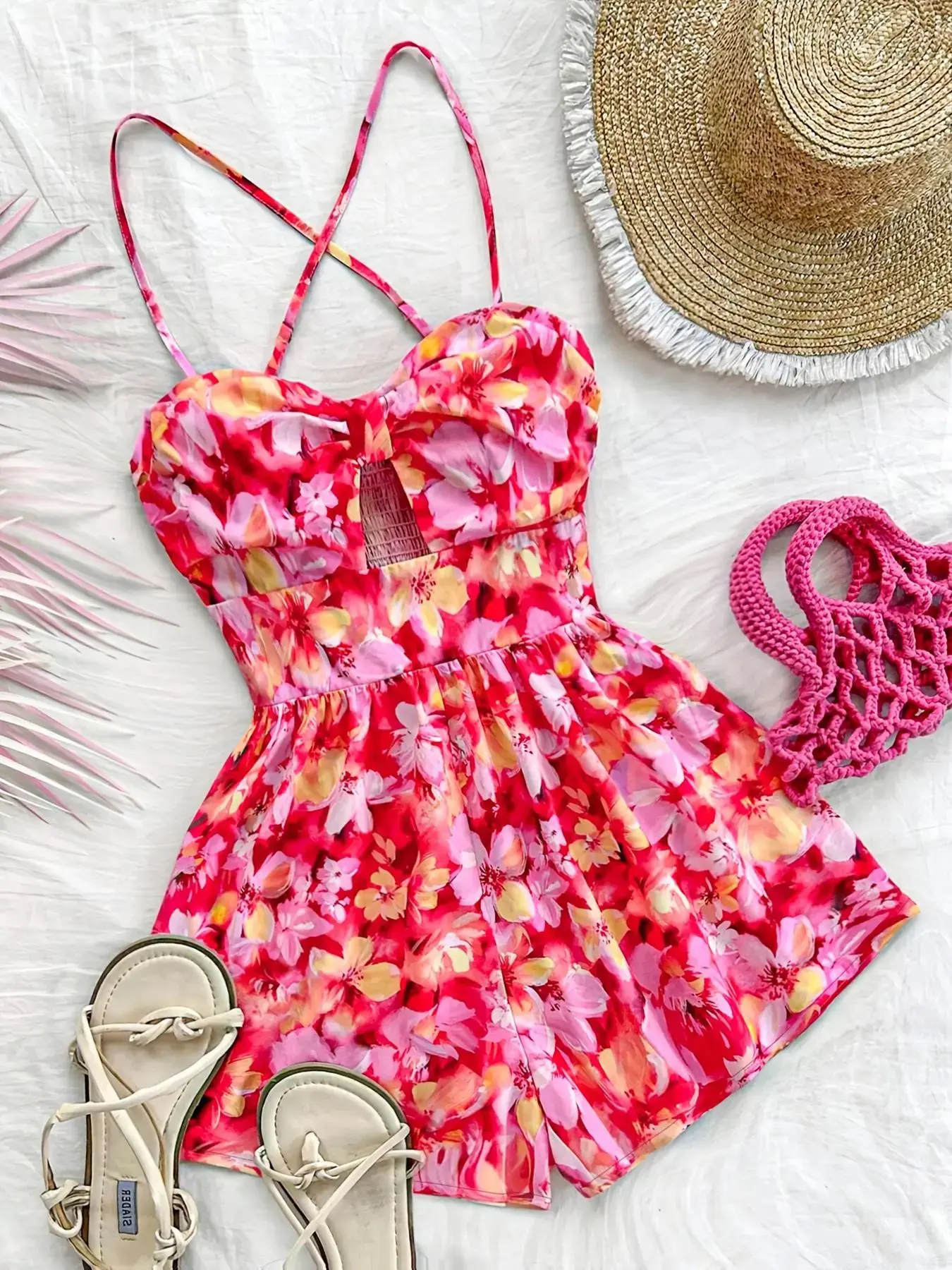 Women's Floral Print Cut Out Fitted Romper, Casual Spaghetti Strap Sleeveless Romper for Summer, Fashion Women's Clothes for Beach Holiday Vacation, Casual Jumpsuit