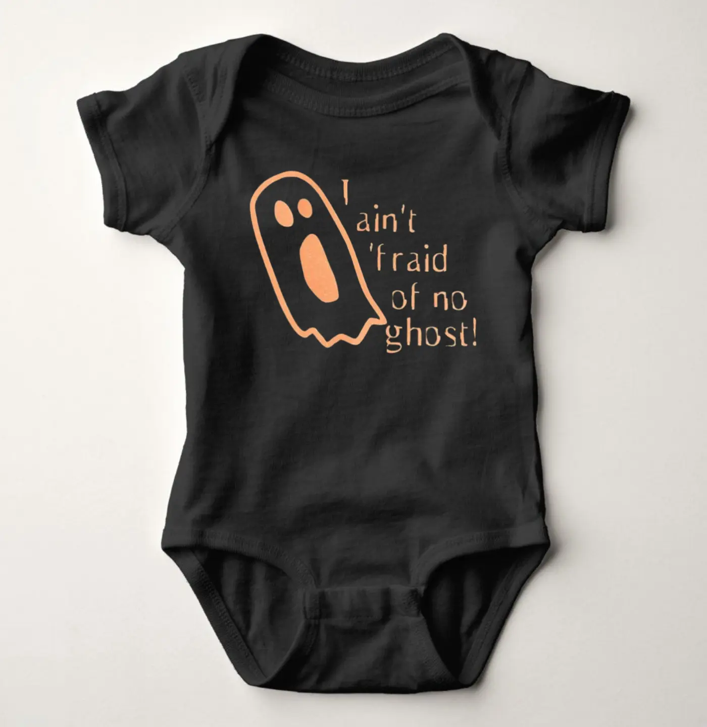 [BUBVORIE] I ain't fraid of no ghost Onesie, Funny Halloween Baby Bodysuit, Spooky Boo Season Baby Outfit, Baby Shower Gift, Pregnancy Announcement Onesie