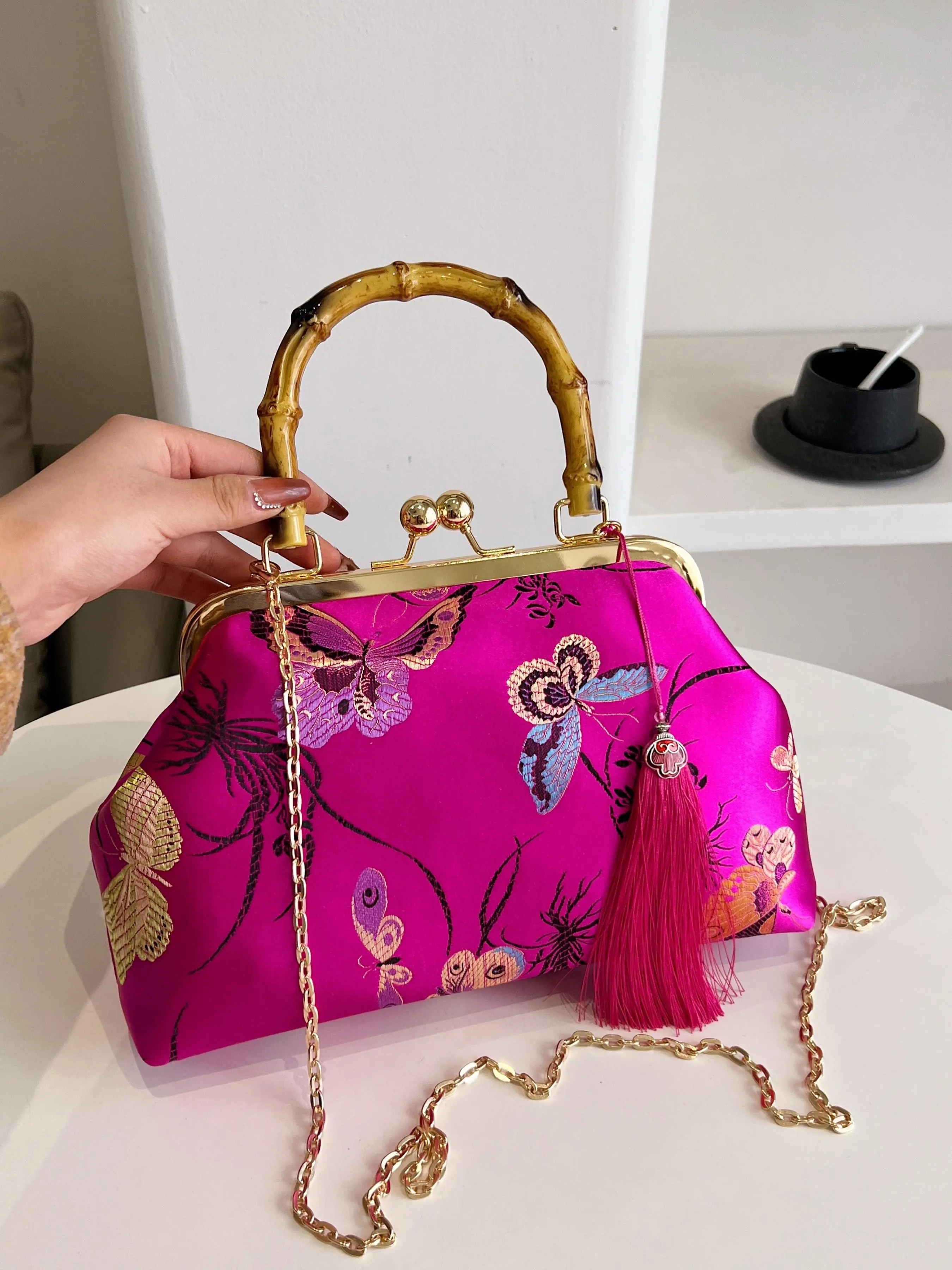 Women's Elegant Butterfly Pattern Handbag, Fashionable Large Capacity Shoulder Bag with Tassel Charm, Casual Trendy Versatile High-quality Daily Commuting Bag, Handbag Sling Bag