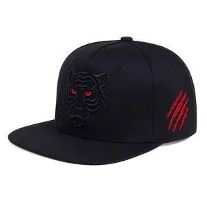 Men's Flat Brim Tiger Head Cap - Oversized Trendy Brand Casual Versatile Baseball Cap Hip-Hop Hat Geometric Pattern PVC & Polyester Material - For Men - Suitable for Casual Wear, Street Style - Perfect Gift for Fashionable Guys