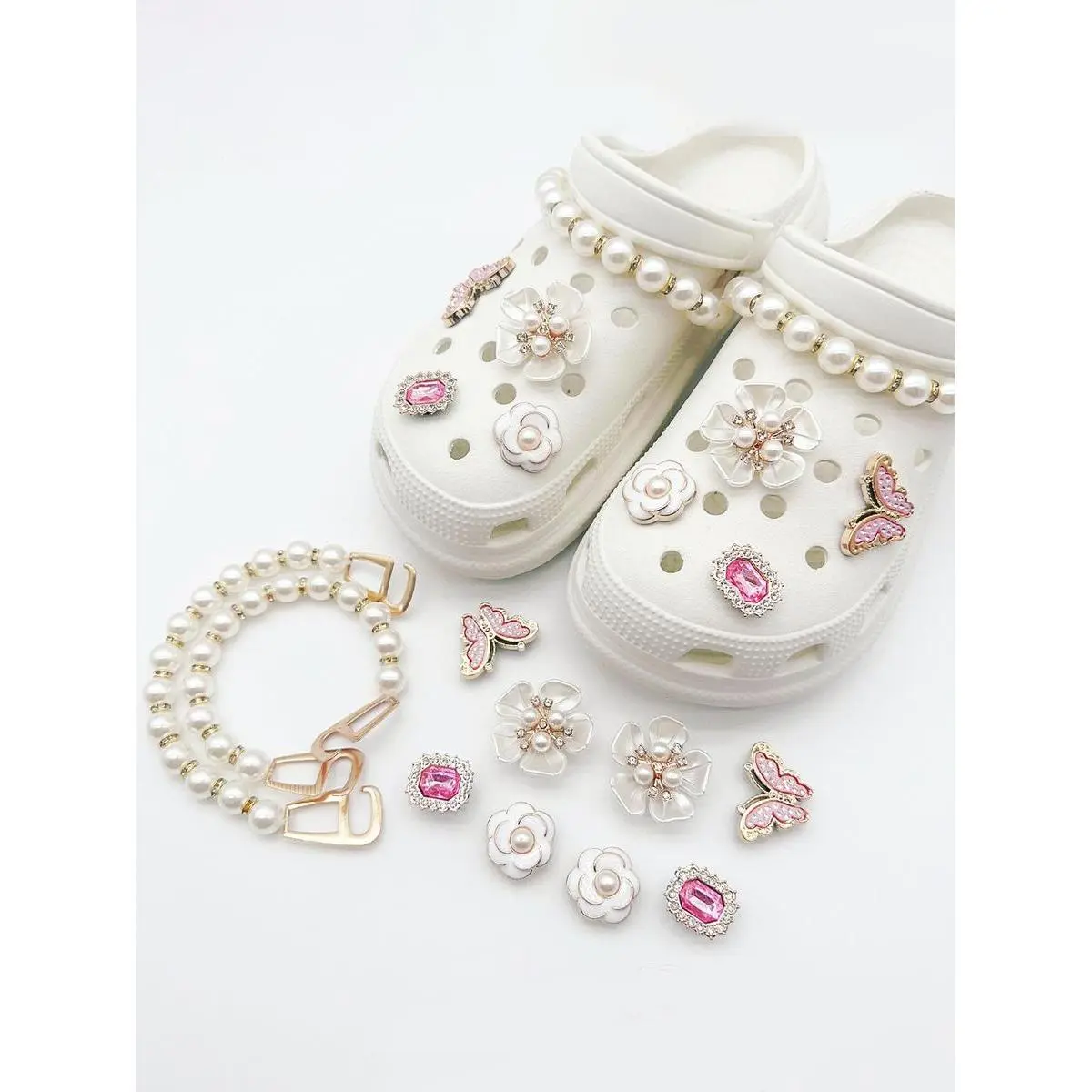 Rhinestone & Faux Pearl Decorated Shoes Decorations,  Fashionable Novelty Shoes Decorations for Clogs Design, Dazzling Glamour Trendy Holiday Shoe Accessories for Women & Girls Elegant Shoe Decorations