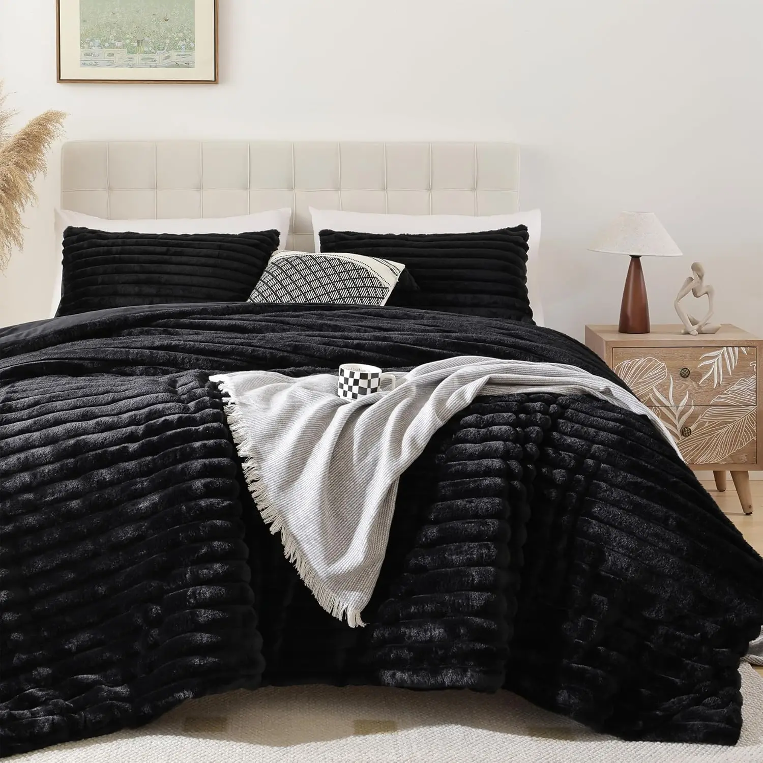 Fluffy King Size Comforter 3 - Black Fluffy Comforter, Fuzzy King, King, Heavy Faux Fur Comforter with 2 Pillow Cases