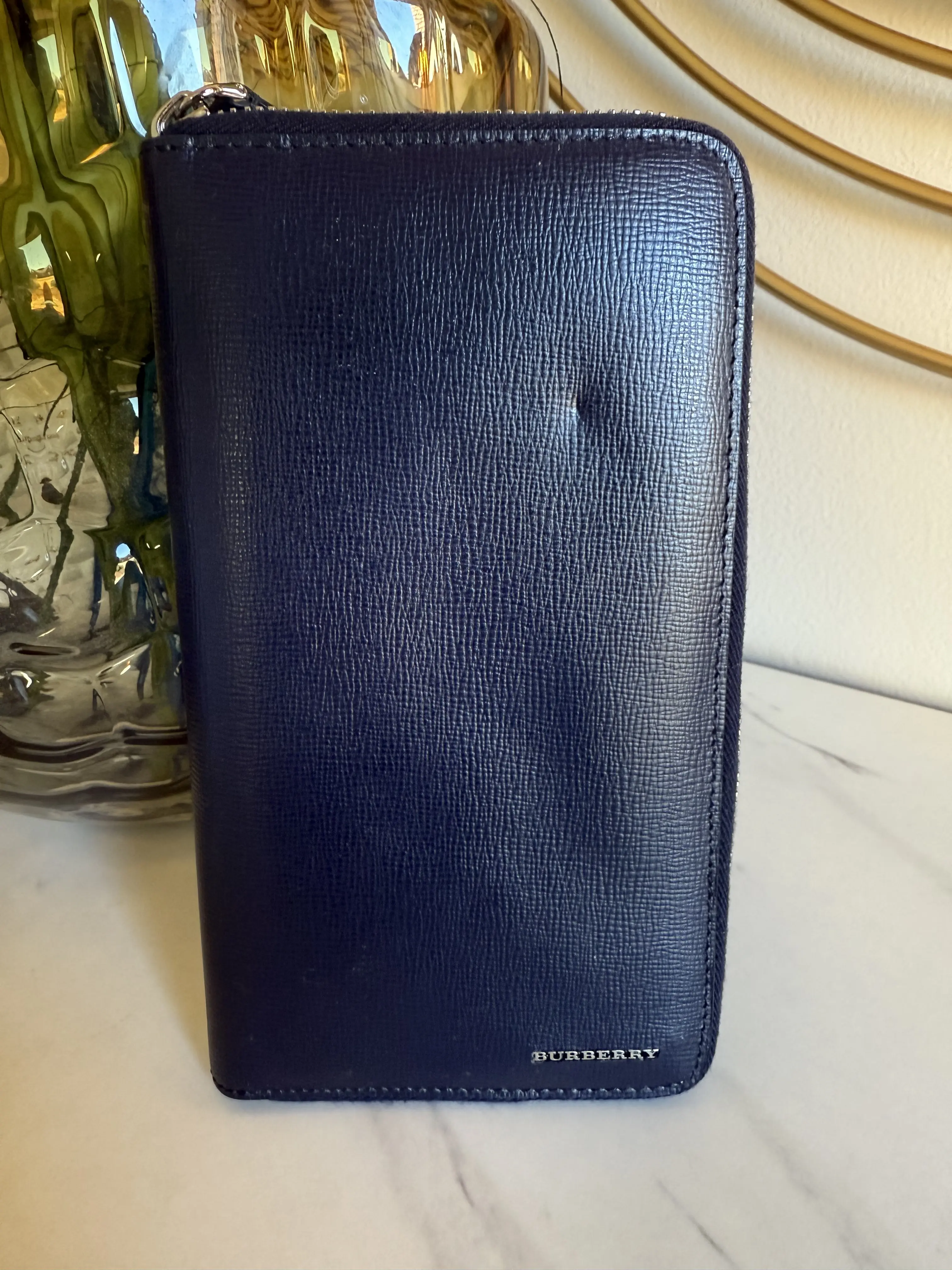 Pre-owned BURBERRY Leather Small Leather Goods Organizer Zip Long Wallet