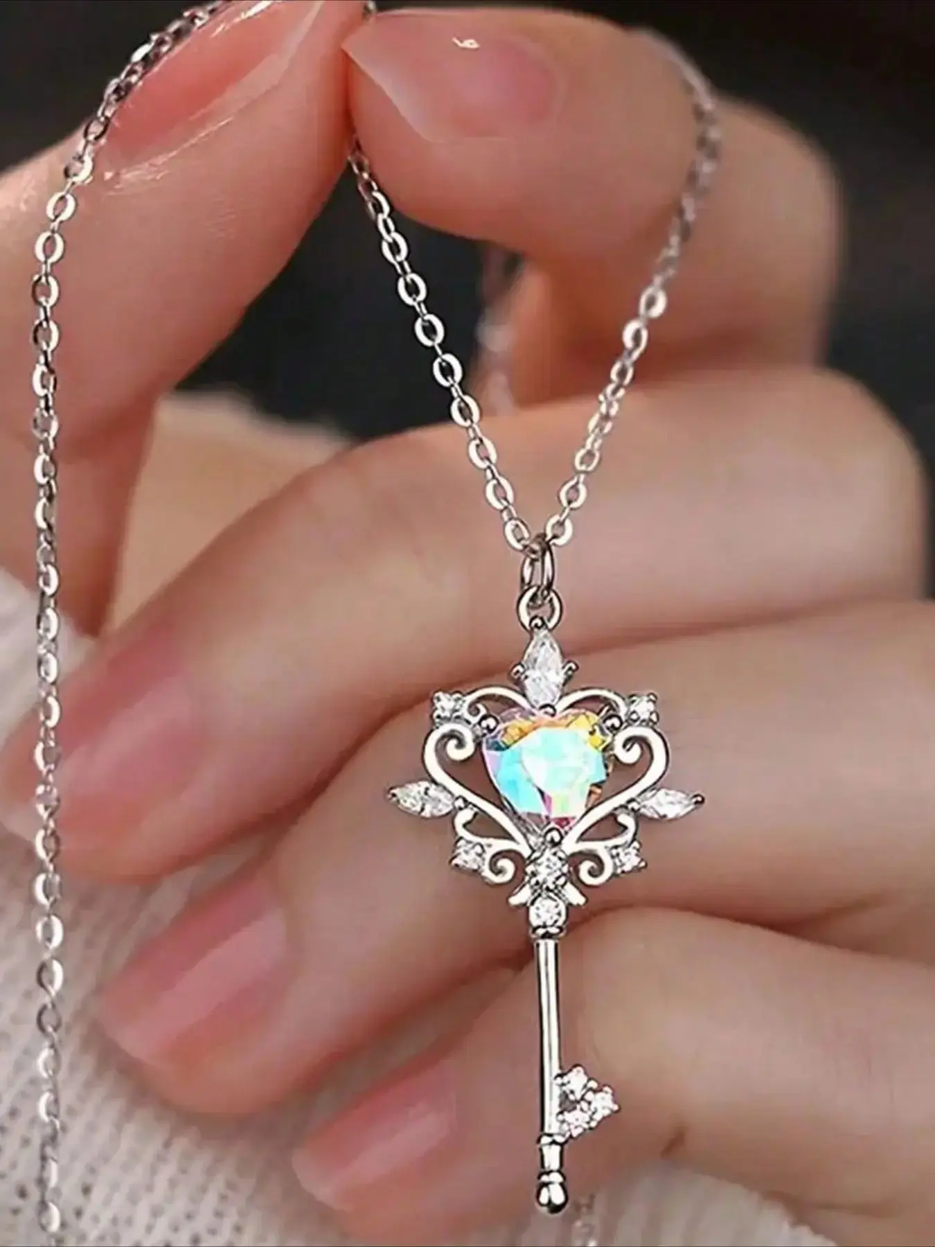 1Pc Key Pendant Necklace with Heart Opal - Perfect for Daily Wear and Gifting - April Birthstone - Synthetic Zircon - Valentine's Day Gift Charm Gemstone Jewelry Love, versatile wardrobe modern