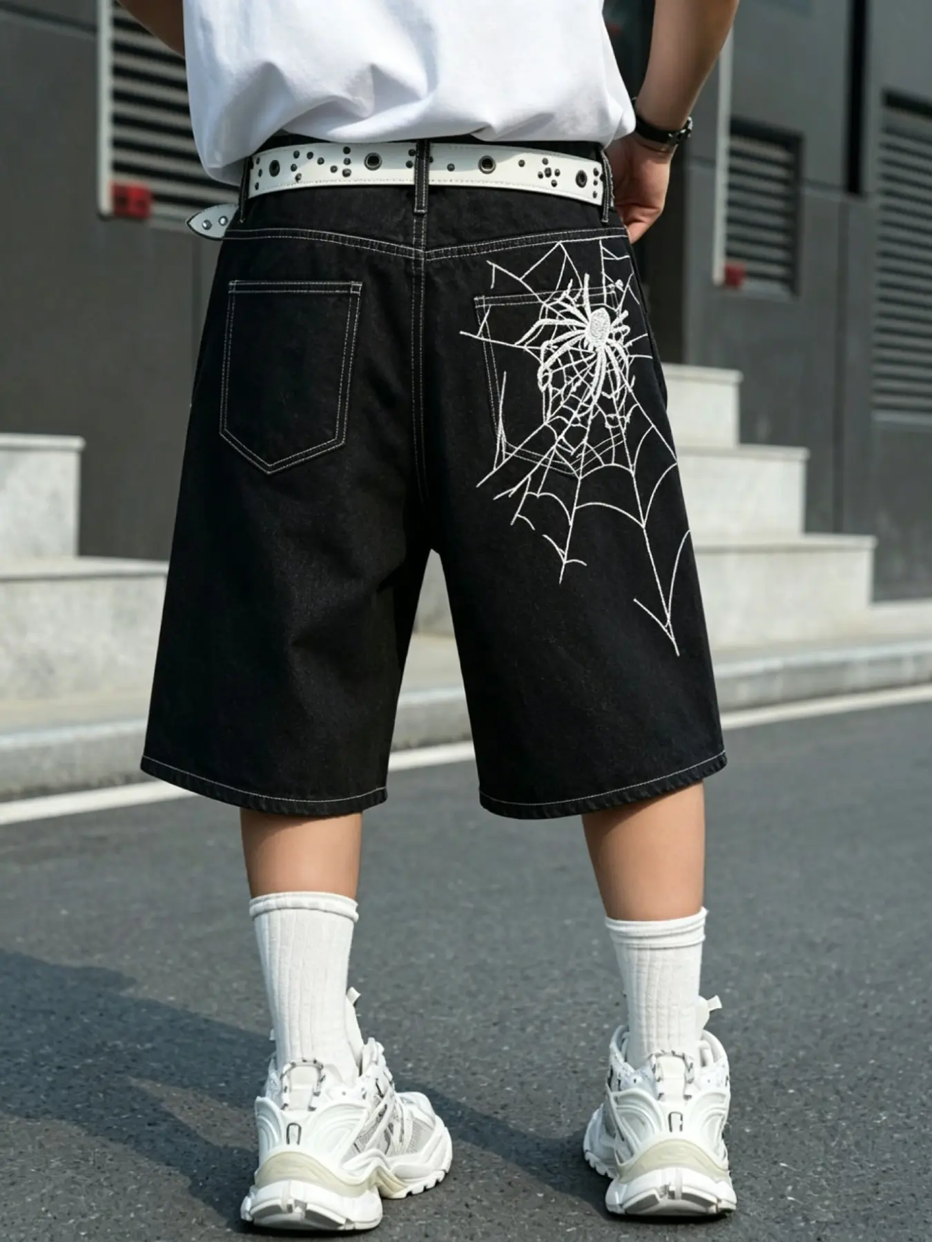 Men's American High Street Spider Embroidery Wide-Leg Baggy Denim Shorts, Straight-Leg Capri Pants