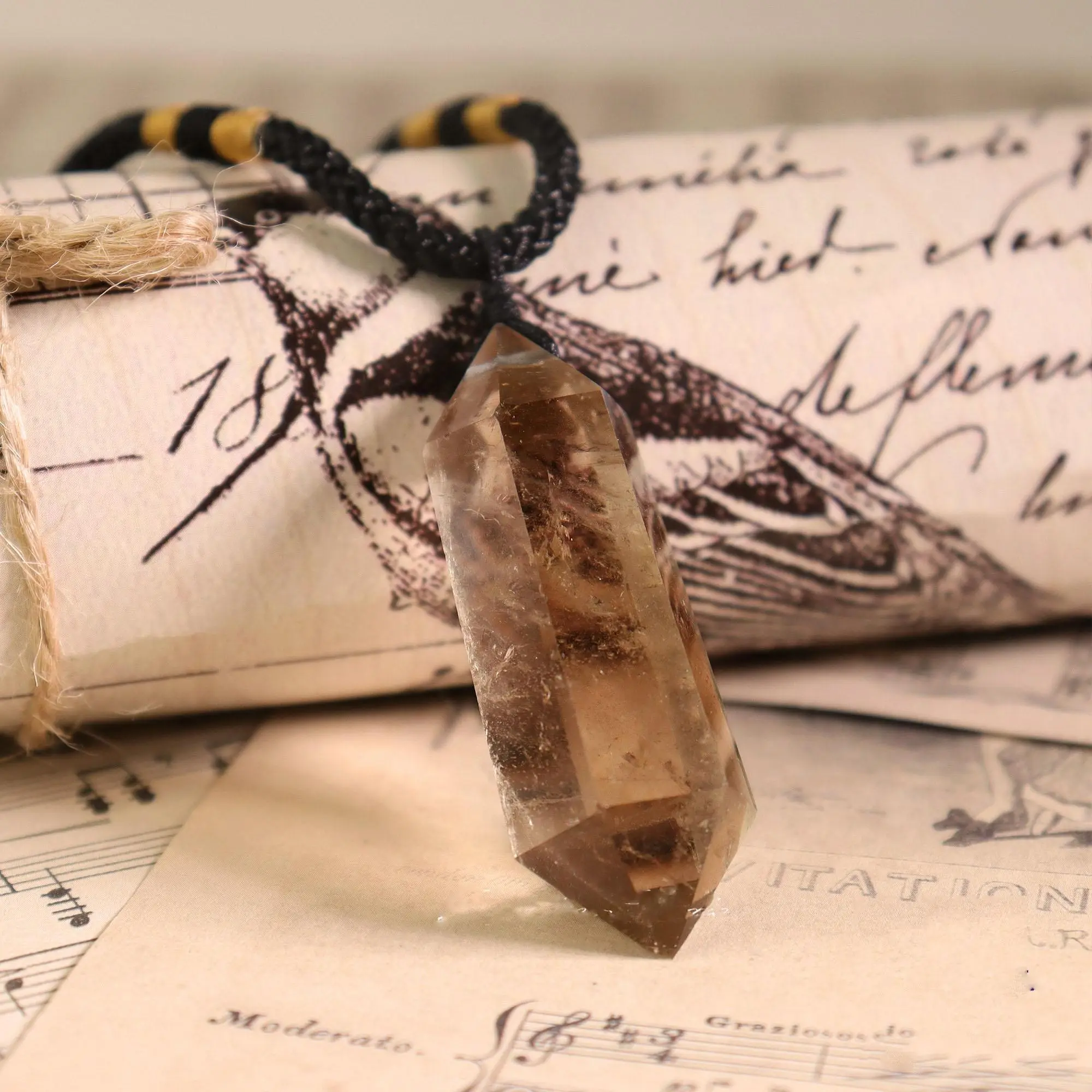 Natural Smoky Quartz Double-Point Wand Pendant Necklace, Quartz Crystals Jewelry for Healing, Spiritual Protection, Calmness & Positive Thoughts