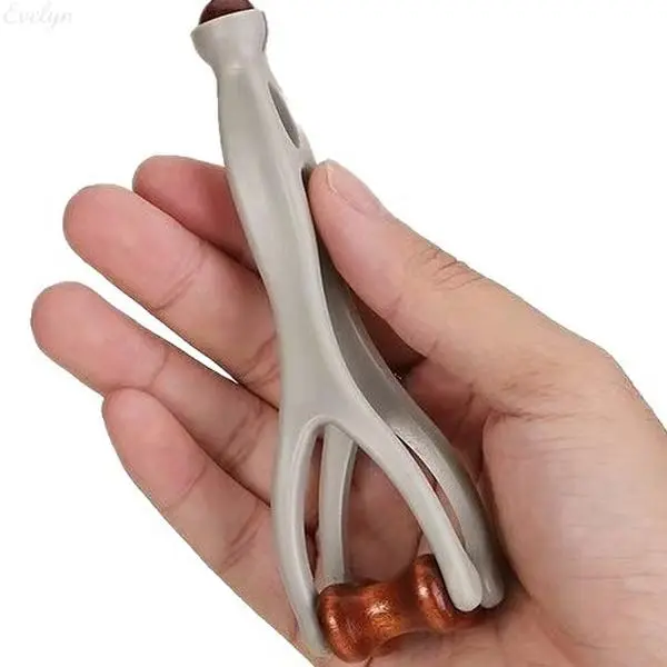 Hand Finger Massager Tool - Detachable Solid Wood Roller Finger Massage Clip, Portable Hand Relaxation Equipment for Office & Daily Use