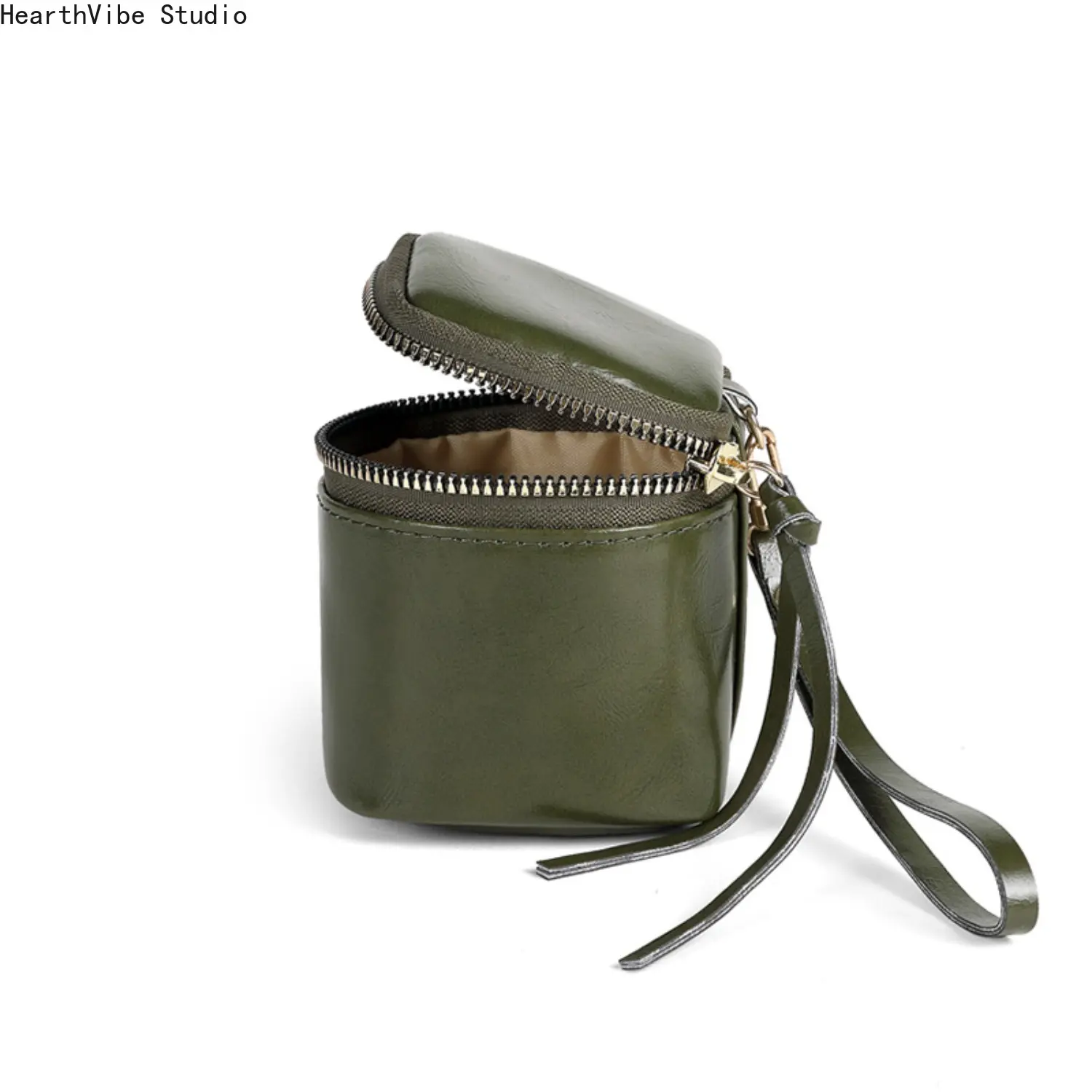 Women's High-Quality PU Leather Small Square Coin Purse - Mini Zipper Wallet with Chain Strap, Wrist Bag, Lipstick Cosmetic Clutch, Sporty Gym Bag for Sports, Outdoor Use, Sporty Gym Bags