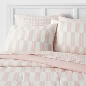 7pc Dash Stripe Printed Microfiber Reversible Comforter & Sheets Set - Room Essentials