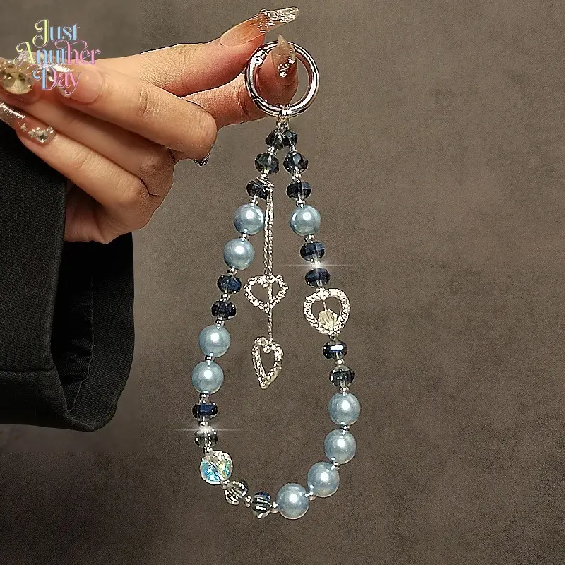 Luxury Crystal & Pearl Phone Lanyard, Rhinestone Heart Charm Beaded Wrist Strap, Elegant Hanging Ornament for Phones & Keys