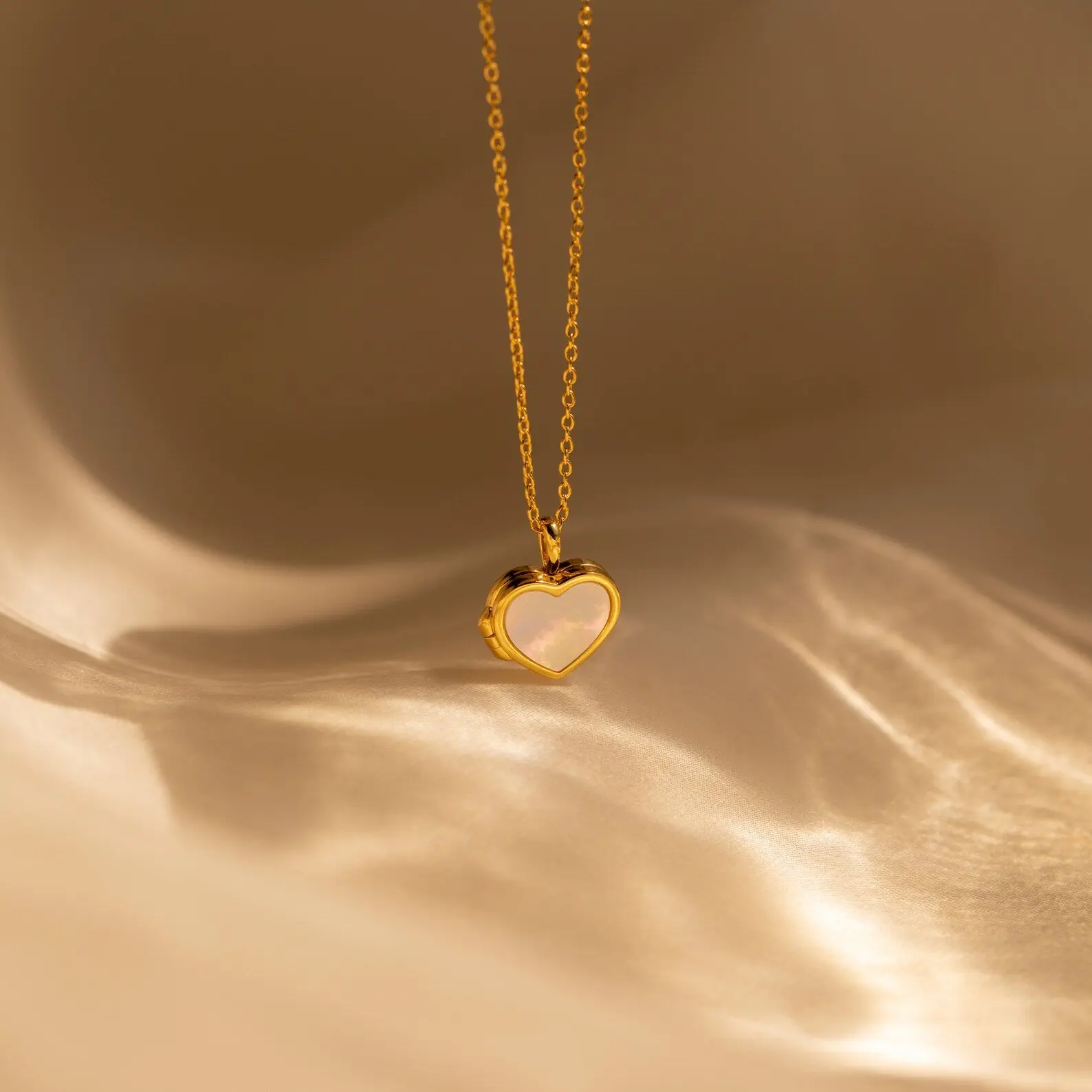Pearl Heart Locket Necklace by Caitlyn Minimalist - Mother of Pearl Photo Pendant Necklace in Gold & Silver - Friendship Necklace - Gift for Her