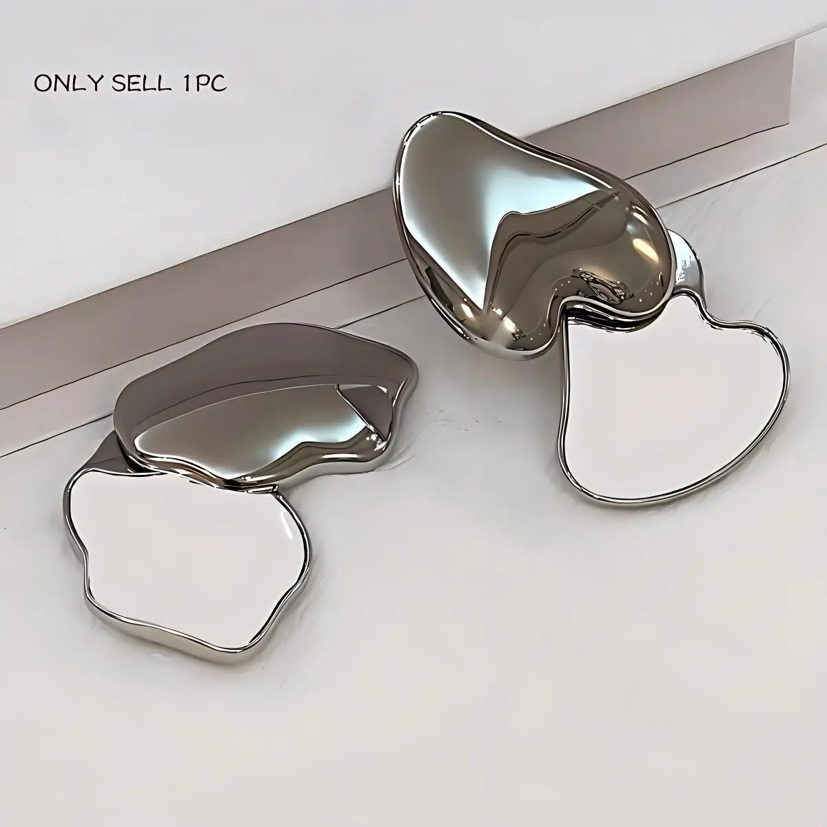 Portable Makeup Mirror Heart Cloud Shape Stainless Steel Folding Makeup Mirror Foldable Pocket Mirror For Purse Travel Essential Gift Idea Travel Hand Mirrors