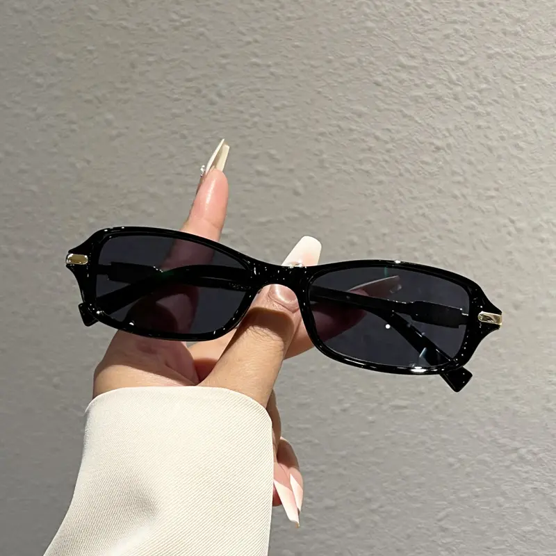 Retro Small Square Sunglasses, Unisex Minimalist Full Rim Eyewear with Spliced Metal Temples, Casual, Versatile, Black-Gray, Stylish Accessories, Casual Wear