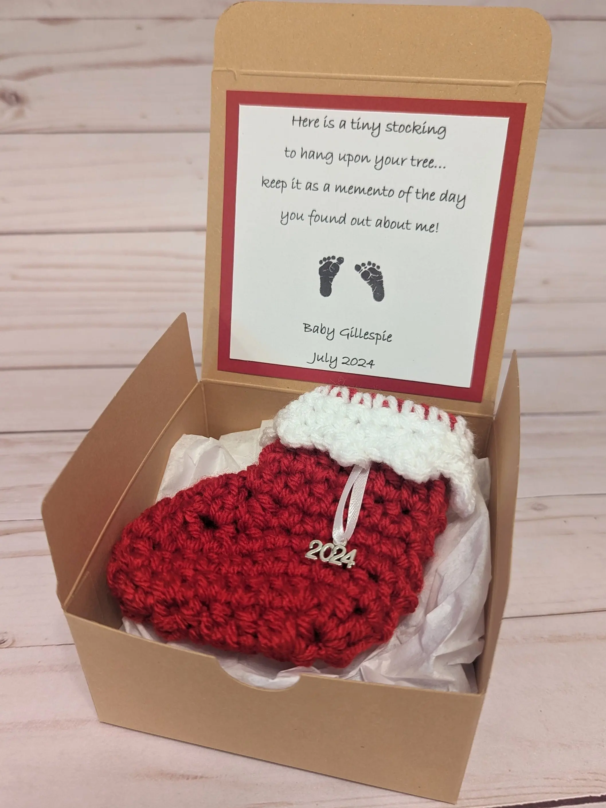 Christmas pregnancy announcement stocking, stocking baby announcement box, grandparents pregnancy reveal box, parents pregnancy box