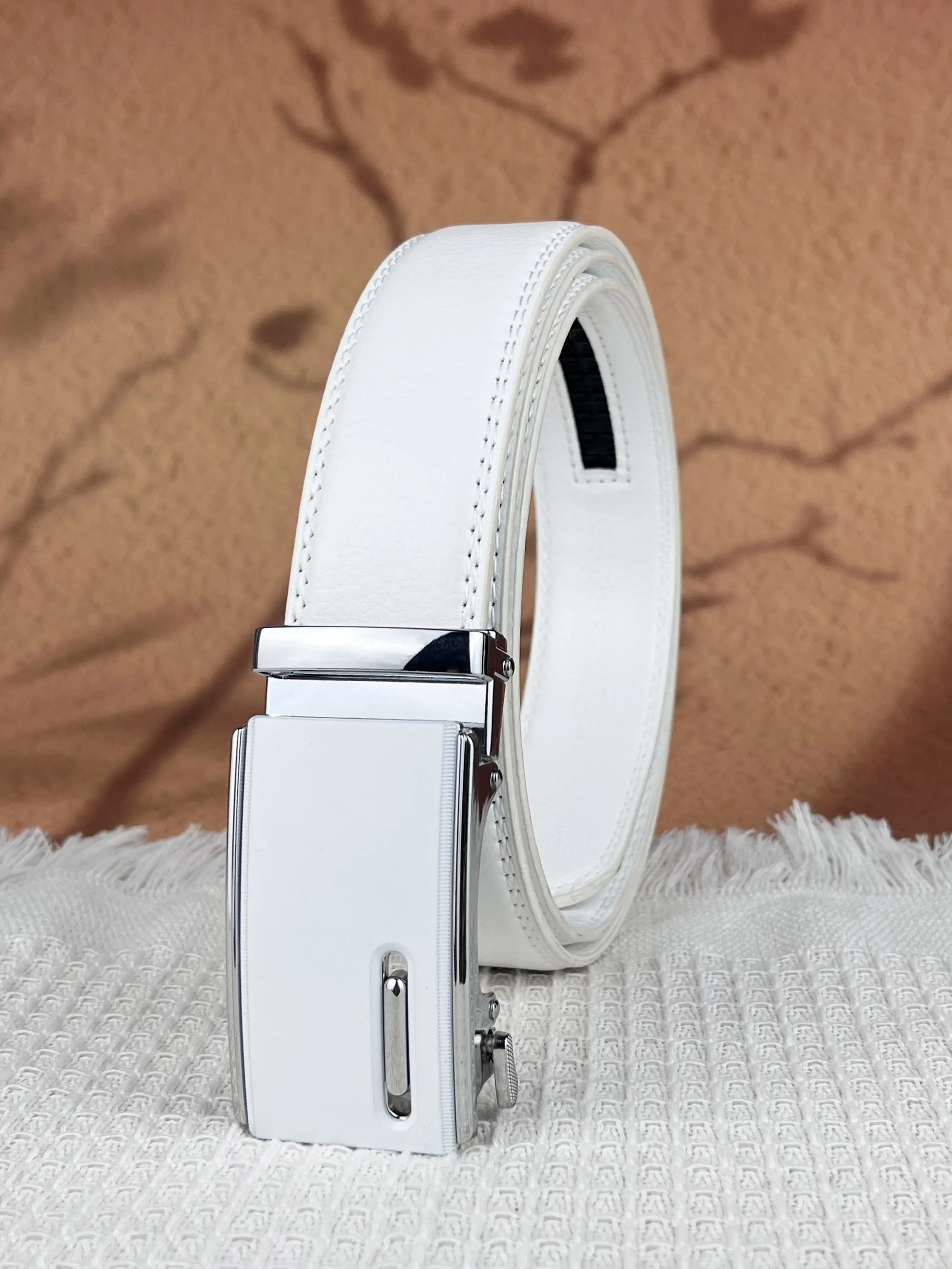1Pcs men's automatic buckle belt, white alloy automatic buckle, hollow element, 1.38in white embossed belt, PU Leather Belts, All Seasons Belt, Fashion Belt, Belt With Buckle, suitable for work, leisure, daily life, gifts, Solid Color Belt