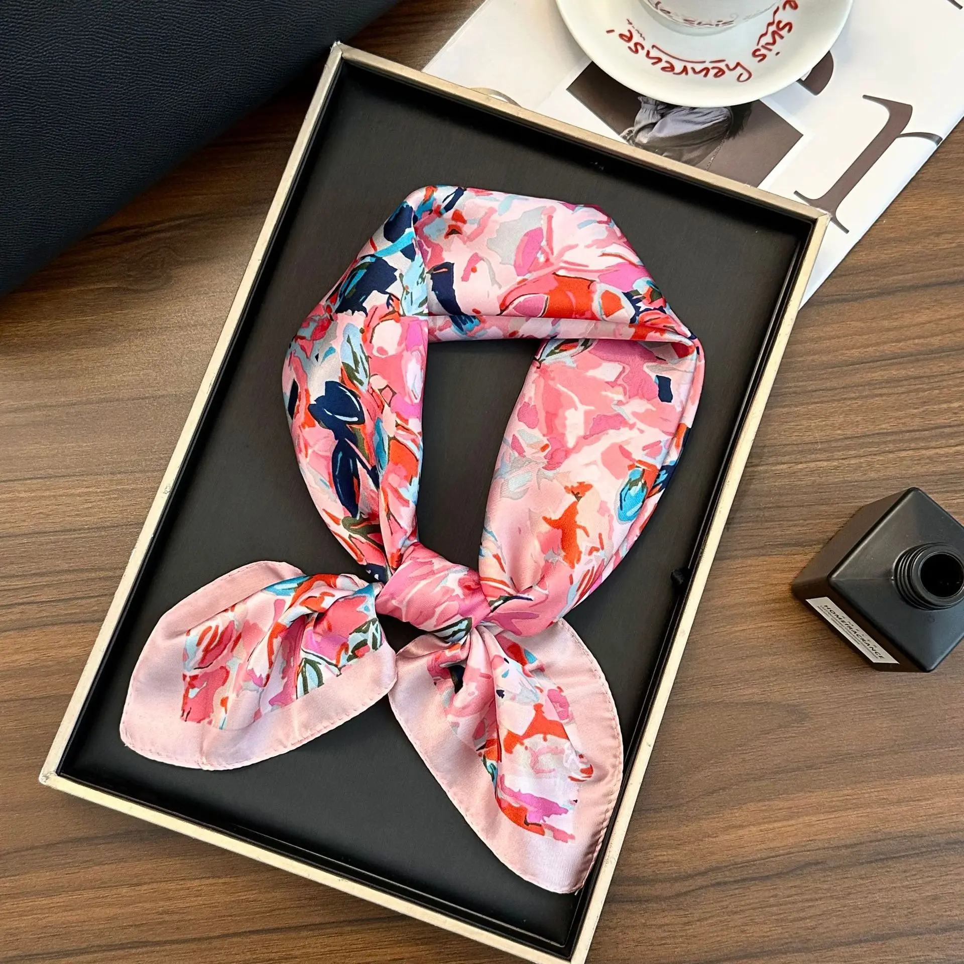 Tropical flower powder