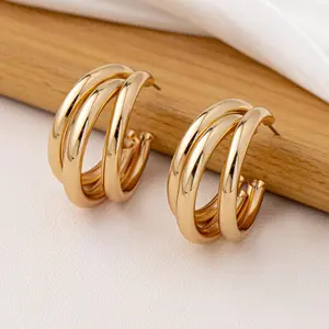 Female Chunky Metallic Gold Triple Circle Stud Clip Earrings - 3.2x3.4cm C-Shaped Stainless Steel Large Statement Jewelry, Casual Prom Party Accessory Gift, Chunky Gold Earrings