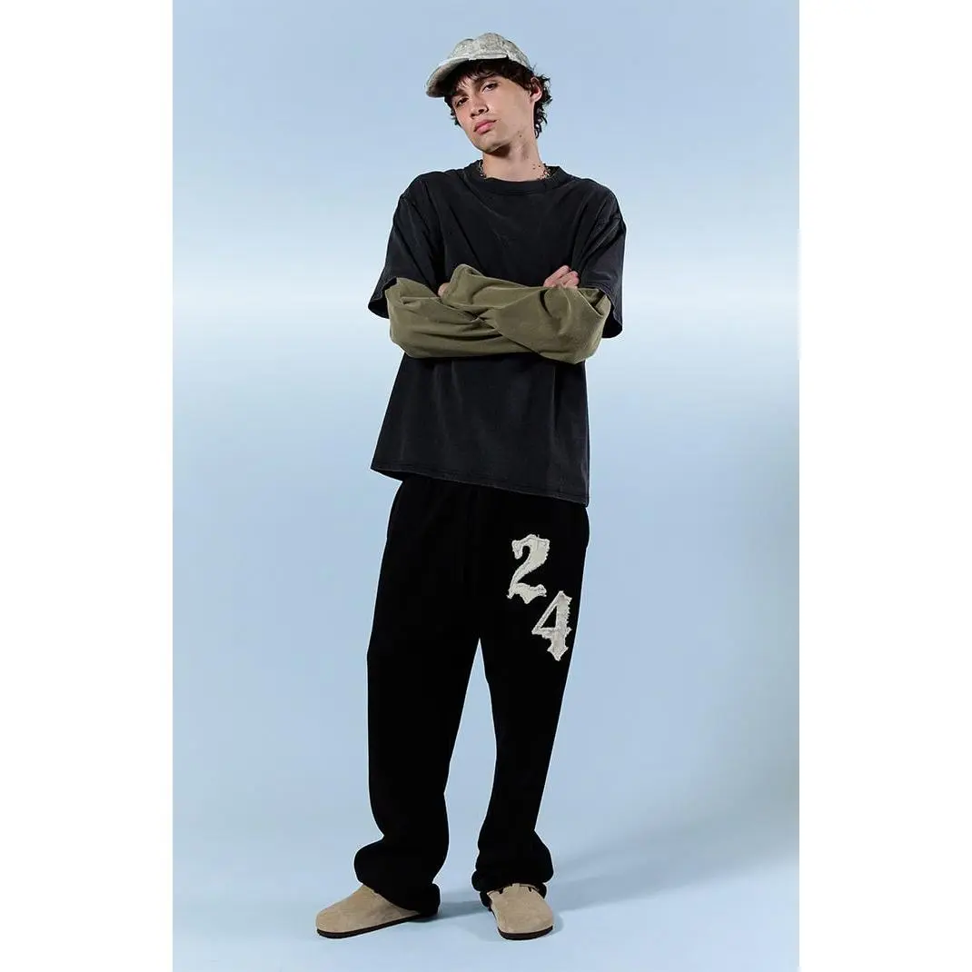 Pacsun Men's 24 Applique Fleece Baggy Sweatpants Pacsun Men's 24 Applique Fleece Baggy Sweatpants