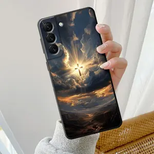 Phone Case for Samsung for Galaxy A25 A23 A34 A33 A53 A52 A56 A55 A54 A15 A14 A16 A36 A35 A26 A24 Cover The Glowing Cross In The Sky