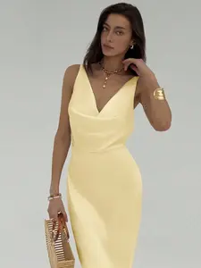 AREUM Elegant Solid Color Plunging Neckline Dress - Sexy Backless Ceremony Dress for Summer Wedding & Special Occasions