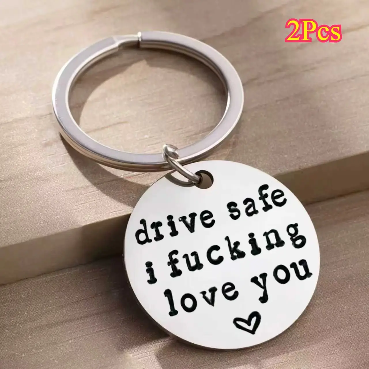 2Pcs Stainless Steel Couples Keychains - Engraved Heart Graphic, Customizable Corrosion Resistant Fashion Accessory, Casual Valentine's Day Gift for Him and Her, Heart Graphic Keychains, Engraving Keychains
