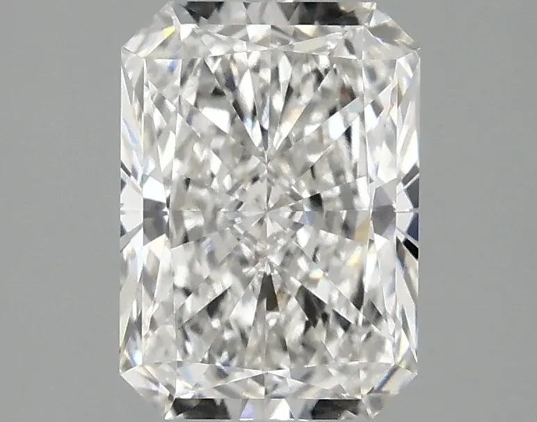 2ct Radiant Lab-Grown Diamond F VVS2 — IGI Certified