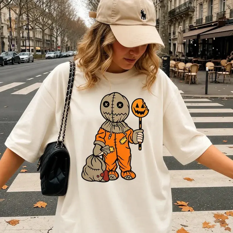 Women's Sam Trick-or-Treat Graphic T-Shirt - Horror Movies Character, Spooky Mask Print, Round Neck Short Sleeve Tops, Cult Classic Halloween Tee