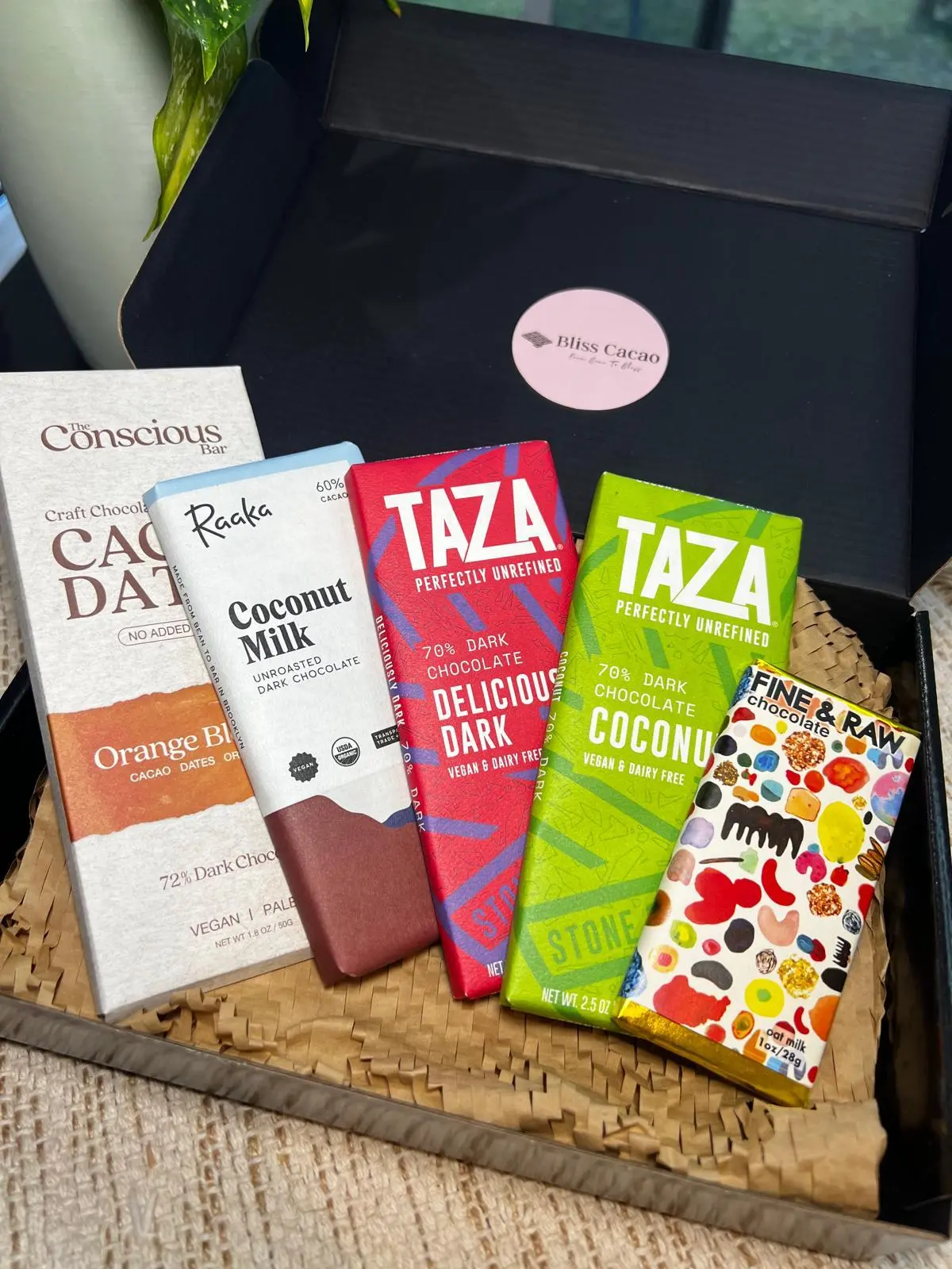 Bliss Curated Box – 5 Craft Chocolate Bars ⭐