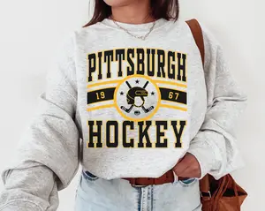 Pittsburgh Penguin Vintage Pittsburgh Penguin Sweatshirt Shirt Penguins Sweater Penguins Shirt Hockey Fan Retro Pittsburgh Ice Hockey