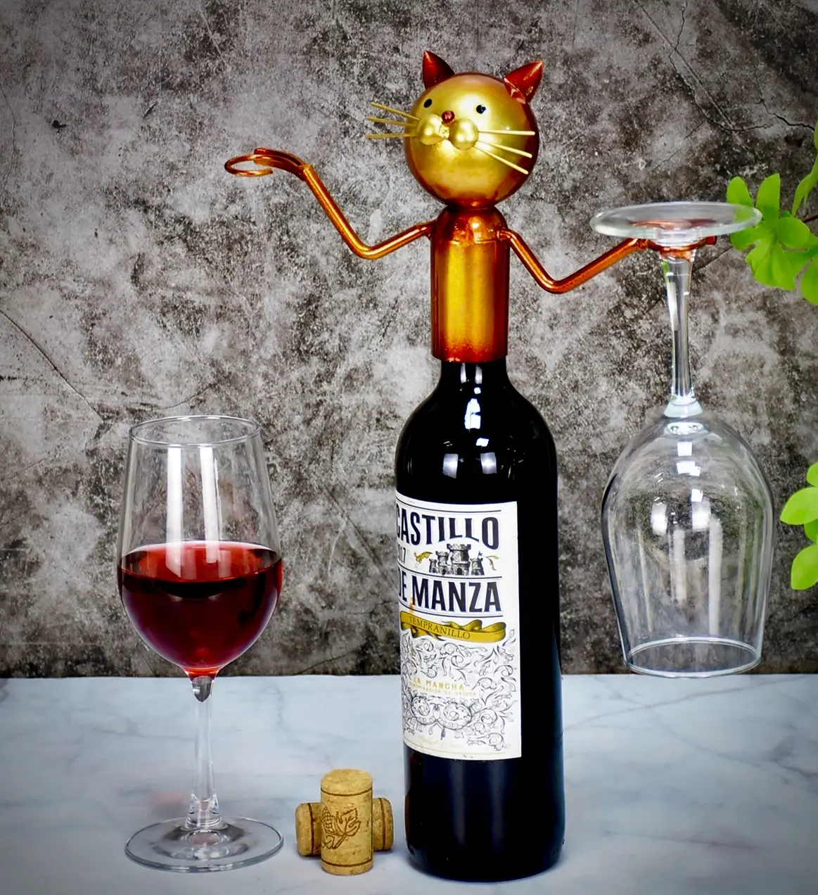 Modern Animal shaped wine rack with two wine glass holder