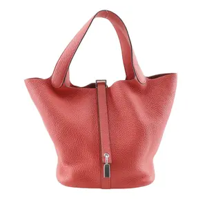 Pre-owned HERMÈS Calfskin Shoulder Bags Hermes Picotin Lock 22 MM Clemence Handbag