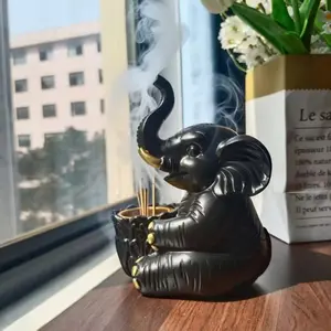 Elephant Design Candle Holder, Cute Animal Candlestick, Vintage Candle Stand for Home Decor, Unique Bedroom Desktop Decoration, Fashion Indoor Furniture Gift