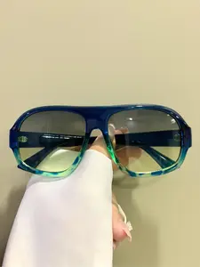 Unisex Flat Top Glasses Fashion Trendy Frog Style Eyewear, Stylish Trendy Eyewear, Square Frame Eyewear, PC Frame Material, Tinted Lens Glasses, Casual All Seasons Accessory, Decorative Eyeglasses