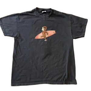 Surfing Graphic T-Shirt – Black Cotton Tee, Cute Cartoon Monkey Shirt, Unisex Casual Streetwear Top, Unisex Shirt, Gift For Her For Him